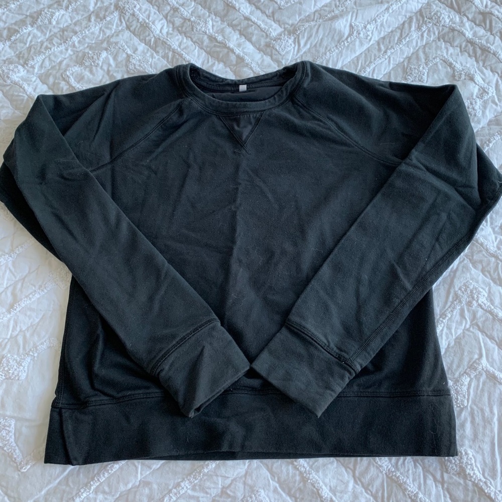 lululemon crewneck